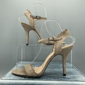 Pelle Moda Women’s Karen Heeled Sandals Silver Size 9